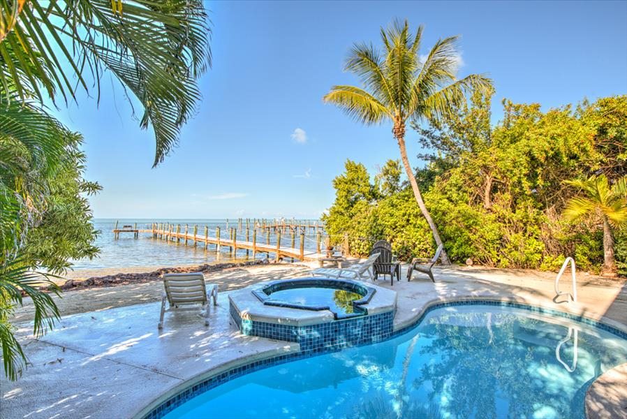 La Casa Habana(MA837)| Florida Keys Vacation Rentals