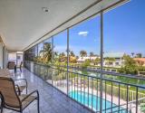 Upper screened patio
