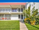 Ground level apt